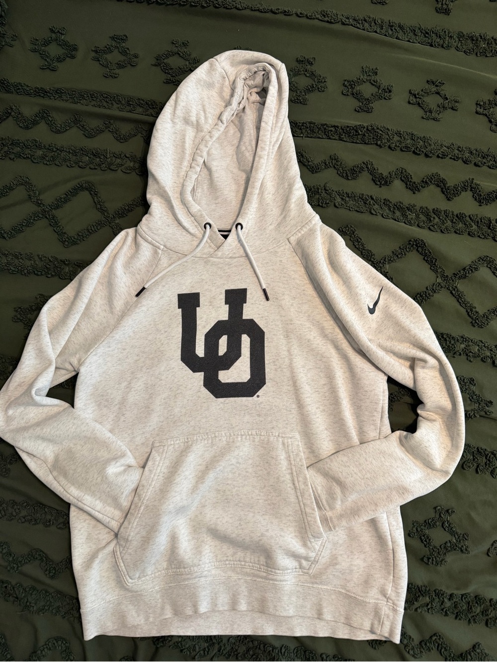 University of Oregon Nike sweatshirt
